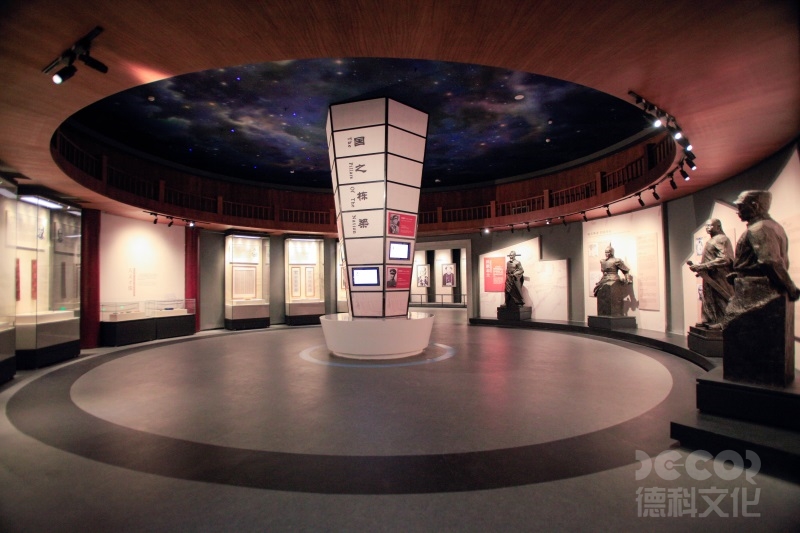 如何設計展廳的過渡空間？